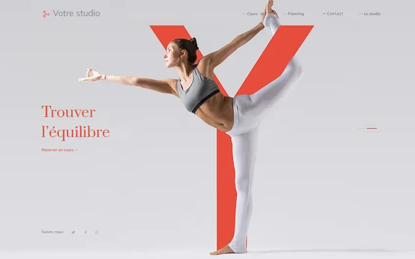 Modèle de site pour studio de bien-être ou de sport&nbsp;: posture de yoga en grand et réservation de cours.
